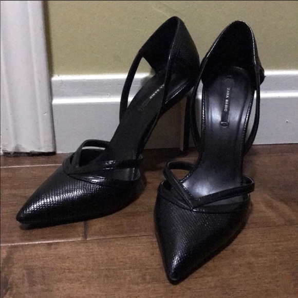 Zara Basic Classic Black Pumps - Picture 1 of 7